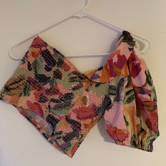 Shein Floral One shoulder crop top - Picture 4 of 5